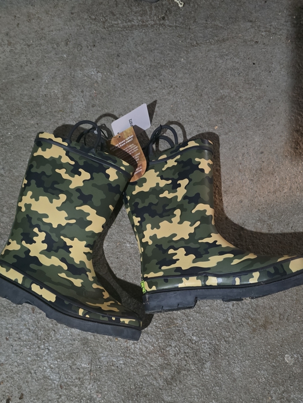 Western Chief Kids Camo Rain Boots in Green and Tan